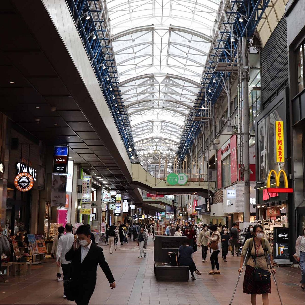 🛍️ 고베 산노미야 센터 거리